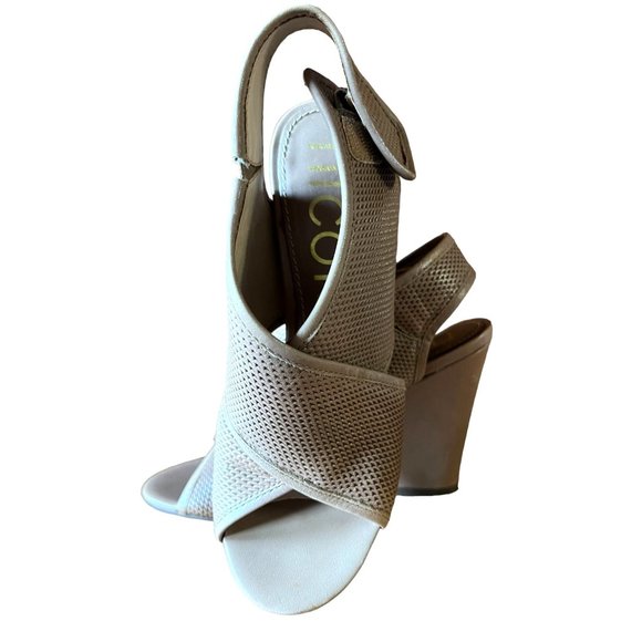 Nicole Shoes - Nicole Shoes Womens Size 6.5M Beige Block Heel Peep Toe